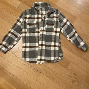 Plaid Women’s Shaket in Gray and Brown